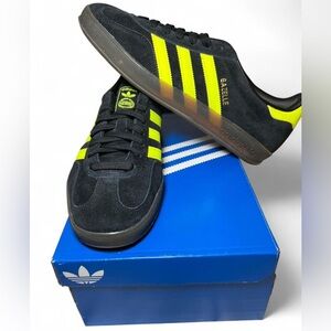 Adidas Gazelle Black/Yellow Shoes - Brand New
